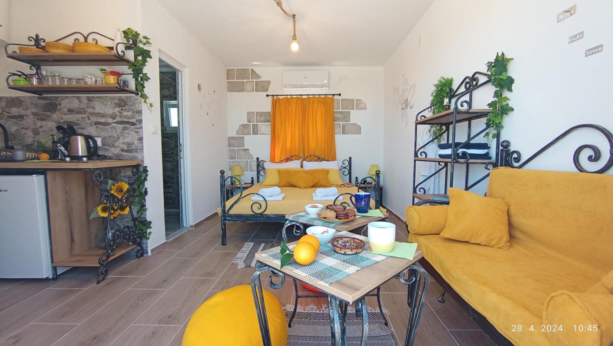 Lustica Apartments Eksteriør bilde